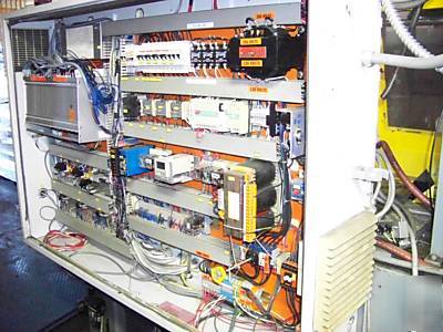 Battenfeld injection molder 