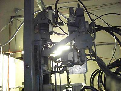 Battenfeld injection molder 