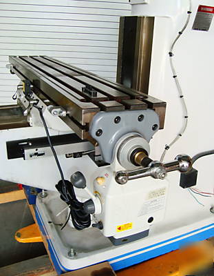 Vertical knee mill machine 3HP 9