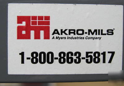 Akro-mils heavy duty industrl multi-shelf rolling cart