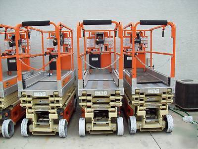 New jlg 1930ES scissor lifts package of 5, brand 2008S