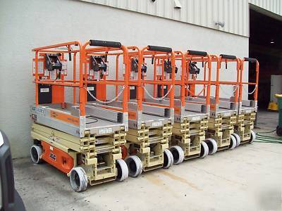 New jlg 1930ES scissor lifts package of 5, brand 2008S