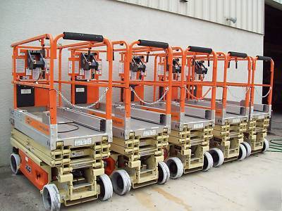 New jlg 1930ES scissor lifts package of 5, brand 2008S