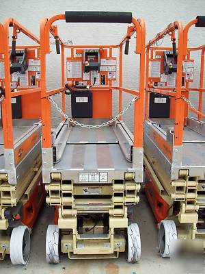 New jlg 1930ES scissor lifts package of 5, brand 2008S