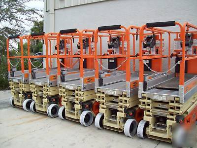 New jlg 1930ES scissor lifts package of 5, brand 2008S