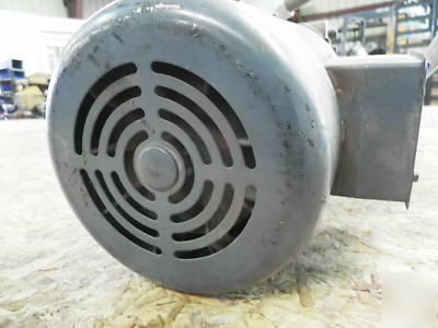 Torqube gear drive w/ magnetec century ac motor 40.1:1