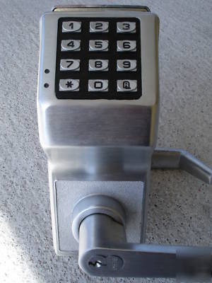 New alarm lock trilogy DL2700 26D brand in box