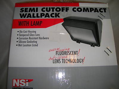 Semi-cut compact wallpack 42 watt fluorescent bronze 