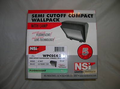 Semi-cut compact wallpack 42 watt fluorescent bronze 