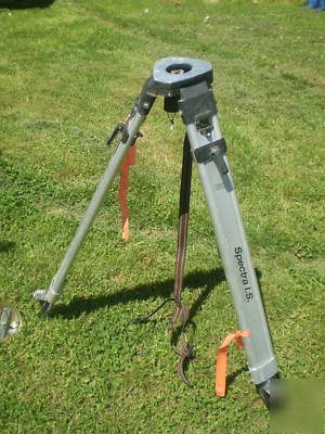 Trimble L1145-2 grade laser with spectra tripod