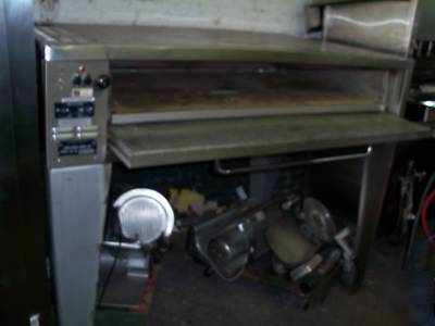 Bakers pride 4 pie electric pizza oven E541 