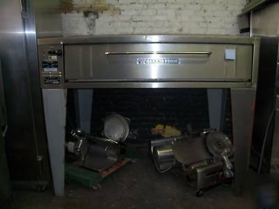 Bakers pride 4 pie electric pizza oven E541 