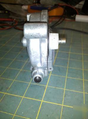 3D87 24019146 A2 12VDC power window, works good