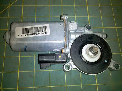 3D87 24019146 A2 12VDC power window, works good