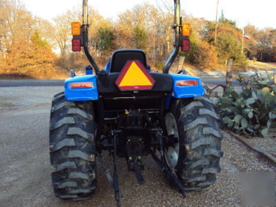 New holland TC40DA hst, R4 tires, 4X4, only 534HRS.