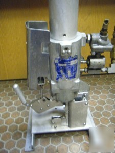 Poly clip system clipper, tipper tie clipper, s clipper