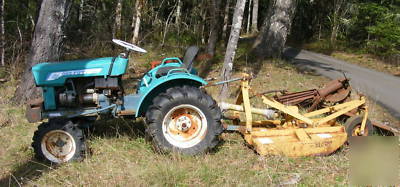 Suzue 150 4X4 3PT hitch, 3 speed pto 2 cylinder diesel