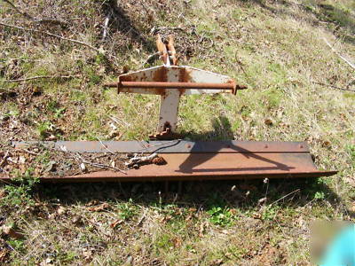 Suzue 150 4X4 3PT hitch, 3 speed pto 2 cylinder diesel