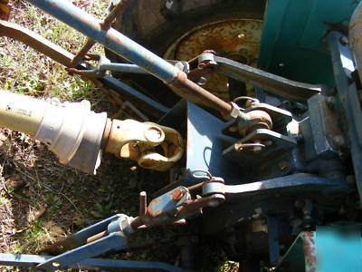 Suzue 150 4X4 3PT hitch, 3 speed pto 2 cylinder diesel
