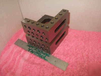 Toolmaker knee very old very accurate vees slots wow 