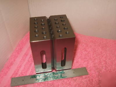 Toolmaker knee very old very accurate vees slots wow 