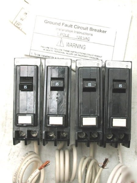 4 cutler-hammer circuit breaker 15A 1P 120V GFCB115