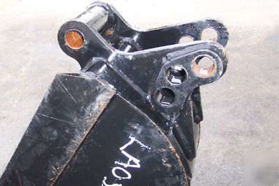 Bradco 12