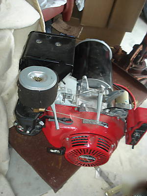 Honda 13.0 gx 390 / electric start. complete. 
