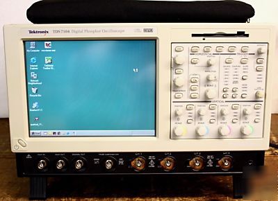 Tektronix TDS7104 digital oscilloscope 1GHZ 10GS/s OP1M