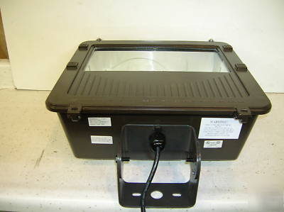 400 w pulse start mh floodlight with lamp and pigtail