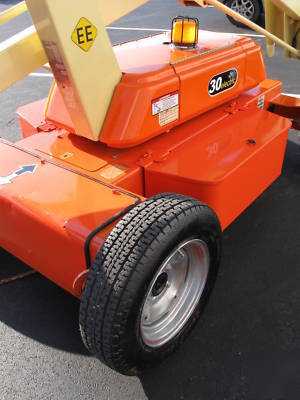 Jlg 30E aerial manlift boom lift man boomlift sky jack