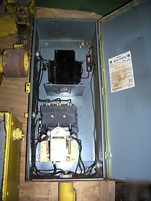 Bridge crane center drive package