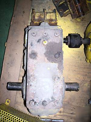 Bridge crane center drive package