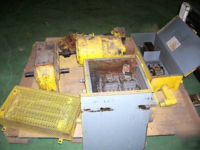 Bridge crane center drive package