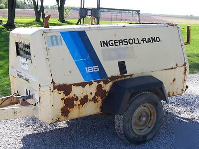 Ingersoll rand air compressor 185CFM john deere diesel