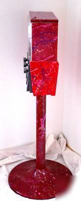 Vendstar 3000 candy vending machine red w/keys