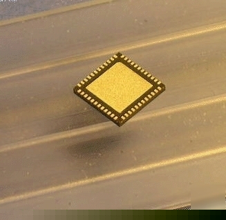 ADC14V155 14BIT 155MSPS a/d converter 1.1GHZ bw lvds
