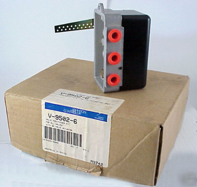 Johnson controls valve positioner v-9502-6 nos
