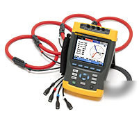 New fluke 435 power quality analyzer with case probes .