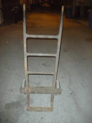 Hand truck, dolly used at the tennessee railroad