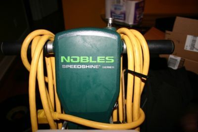 Nobles speedshine 2000 ds 20â€ floor scrubber machine