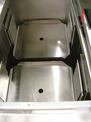 Delfield commercial refrigerator\beverage dispenser