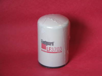Fleetguard LF3703 john deere oil filters. RE59754