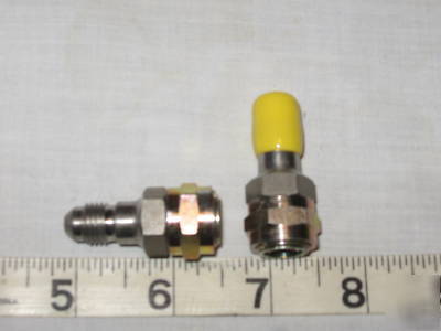 High pressure schrader x 37Â° jic flare fitting adapter