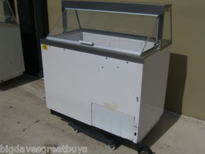 Kelvinator 8HR dipping cabinet 