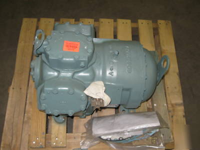 Carlyle semi-hermetic refrigeration compressor 24 cfm 