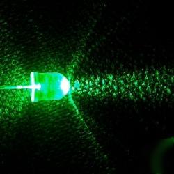 New 250 pcs 10MM green led lamp 14KMCD light free ship
