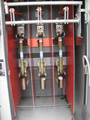 Square d 3R load interrupter switch 600 amp max.15 kv