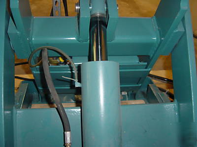 Advance hydraulic platform scissor lifts model p-2524