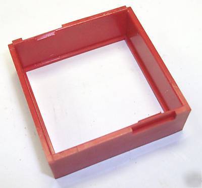 E30KR2 square collar for compact oiltight pushbutton